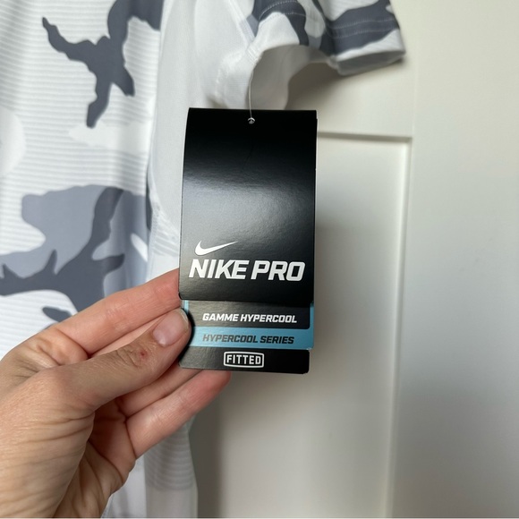 Nike Pro Snow Camo Fitted Shirt - Picture 6 of 7